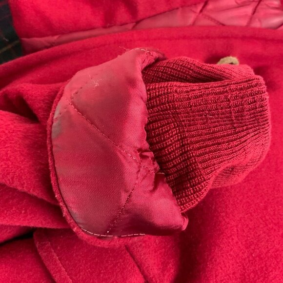 LL Bean Womens Red Wool Duffle Coat Size 6 Plaid Lining Toggle Buttons USA - Picture 9 of 9